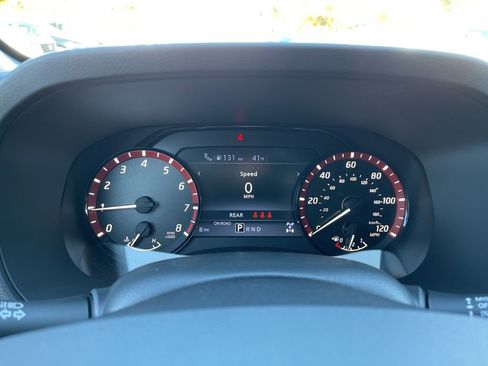 New 2026 Nissan Frontier PRO-4X w/ Pro-4x Convenience Package image 7