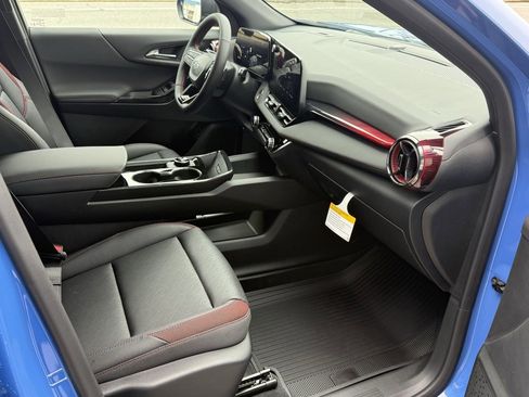 New 2026 Chevrolet Equinox RS w/ LPO, Floor Liner Package image 42