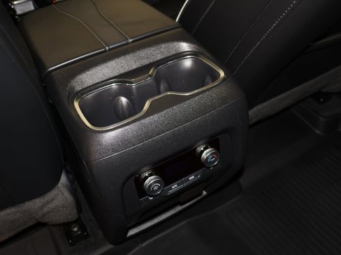 Certified 2025 Buick Enclave Avenir image 47