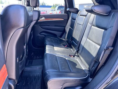 Used 2012 Jeep Grand Cherokee Overland AWD/4WD image 23