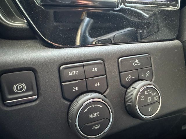 Used 2025 Chevrolet Silverado 1500 RST AWD/4WD image 22