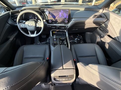 Certified 2026 Lexus TX 350 AWD w/ Technology Package image 33