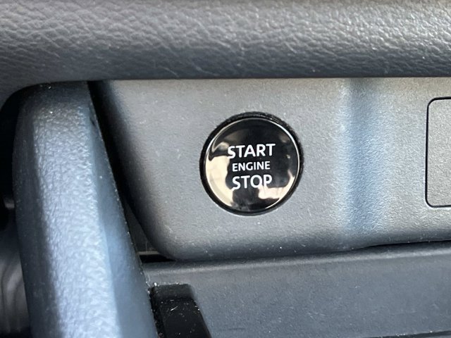 Used 2024 Nissan Rogue S AWD/4WD image 32