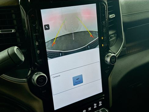 Used 2024 RAM 2500 Laramie image 22