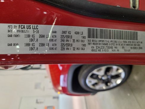 Used 2018 Jeep Compass Limited w/ Navigation Group image 33