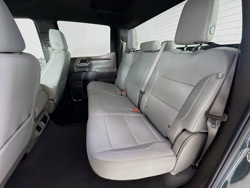 Used 2025 Chevrolet Silverado 1500 LT image 26