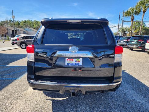 Used 2011 Toyota 4Runner SR5 image 4