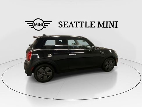 Used 2024 MINI Cooper S FWD image 12