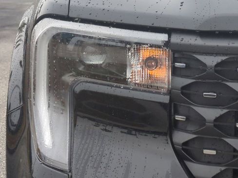 New 2026 Ford Maverick Lariat w/ 4K Tow Package image 10