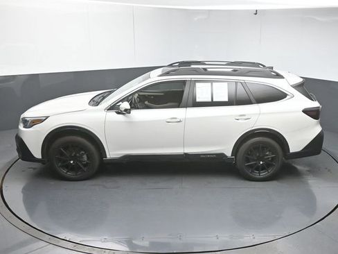 Used 2022 Subaru Outback Limited image 47