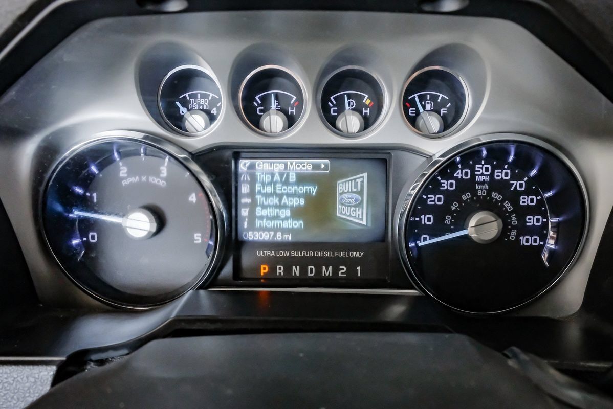 Used 2016 Ford F250 King Ranch w/ FX4 Off-Road Package AWD/4WD image 18