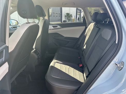New 2026 Volkswagen Taos SE image 39
