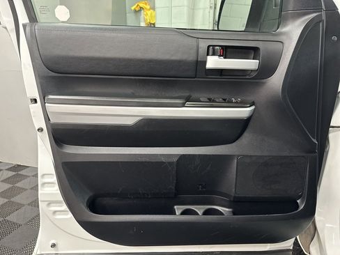 Used 2020 Toyota Tundra SR5 w/ TRD Off-Road Package image 20