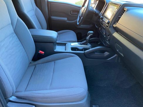 Used 2022 Nissan Frontier S AWD/4WD image 40