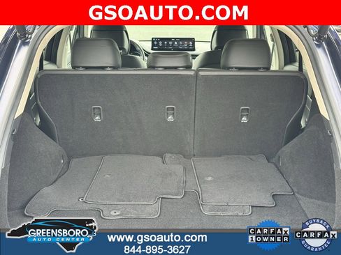 Used 2022 Genesis GV70 2.5T w/ Select Package image 18