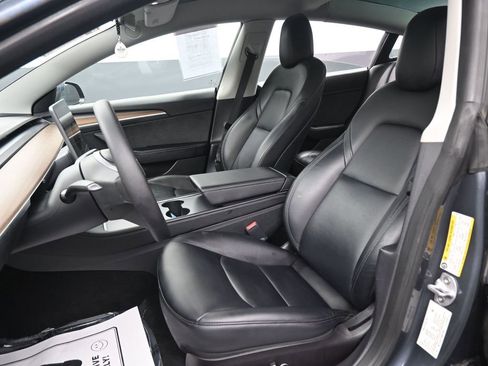 Used 2022 Tesla Model 3 Standard Range image 27