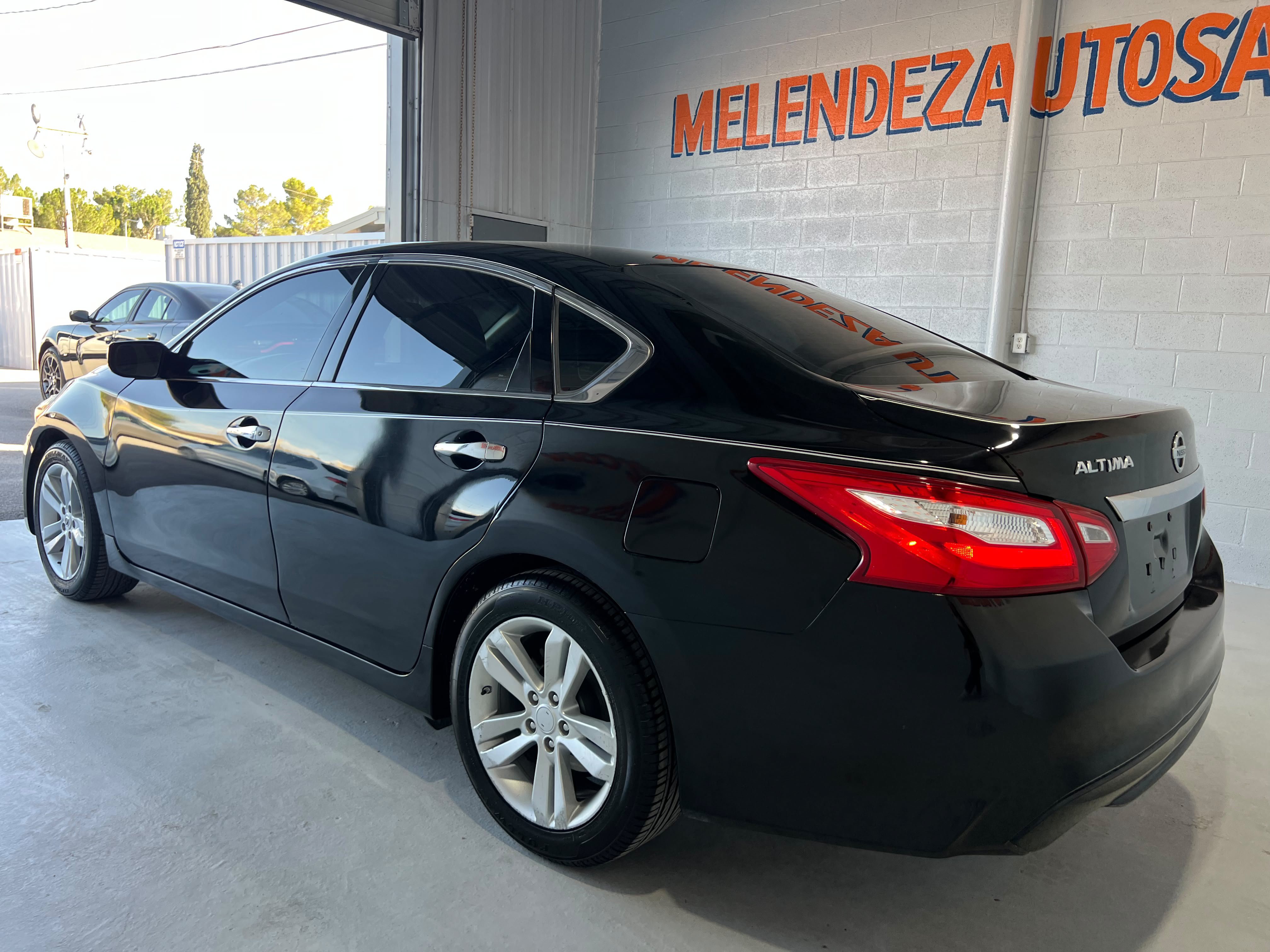 Used 2016 Nissan Altima 2.5 S w/ Power Driver Seat Package FWD image 3