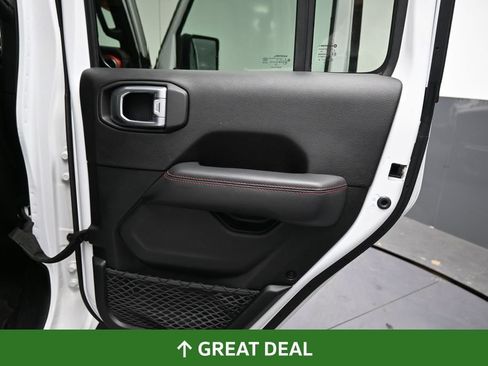 Used 2020 Jeep Gladiator Rubicon w/ Cold Weather Group AWD/4WD image 23