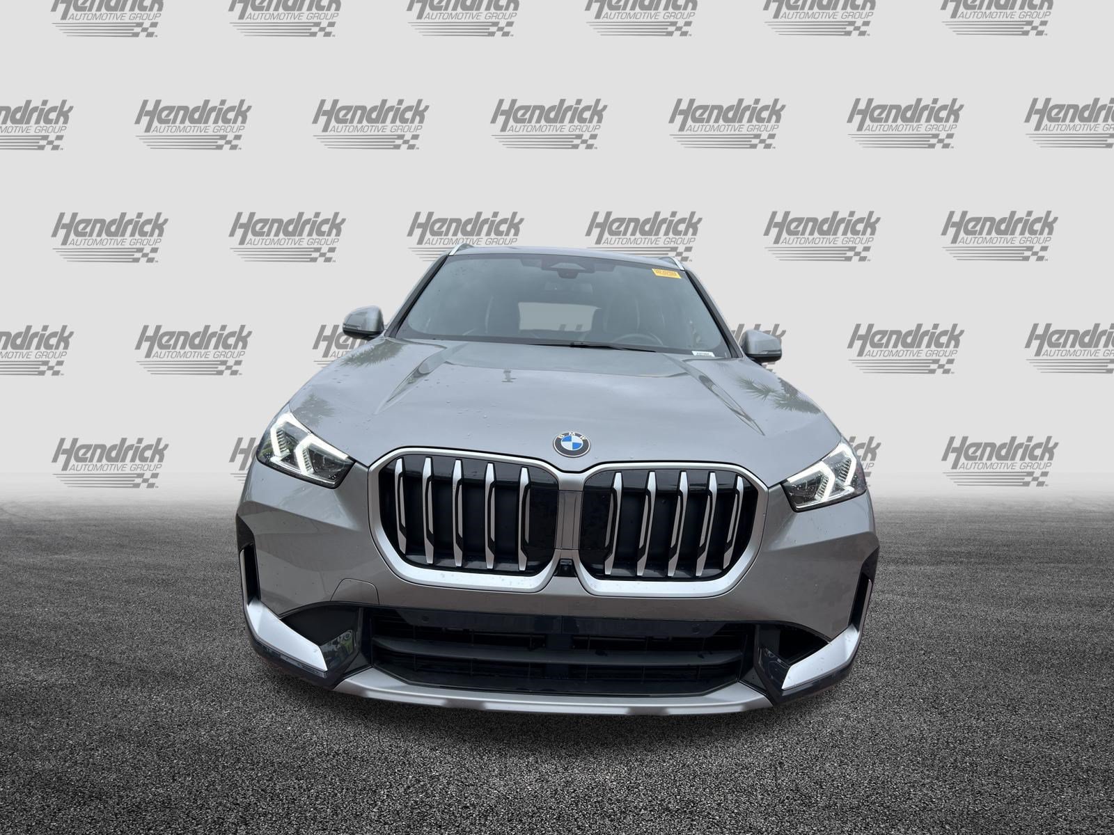 Used 2026 BMW X1 xDrive28i w/ Technology Package AWD/4WD image 3