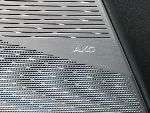 Certified 2025 Cadillac Optiq Sport 1 w/ LPO, Floor Liner Package image 26