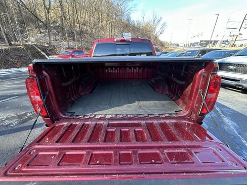 Used 2019 Chevrolet Colorado Z71 AWD/4WD image 22