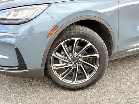 Used 2023 Lincoln Corsair AWD w/ Equipment Group 101A image 10