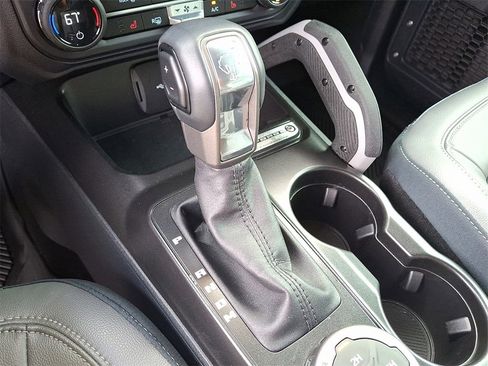 Used 2023 Ford Bronco Outer Banks image 15