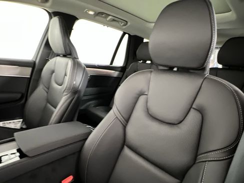 New 2026 Volvo XC90 B5 Ultra image 12