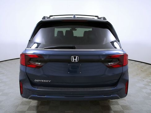 Used 2026 Honda Odyssey EX-L image 8