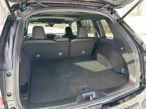 Used 2025 Honda Passport TrailSport image 7