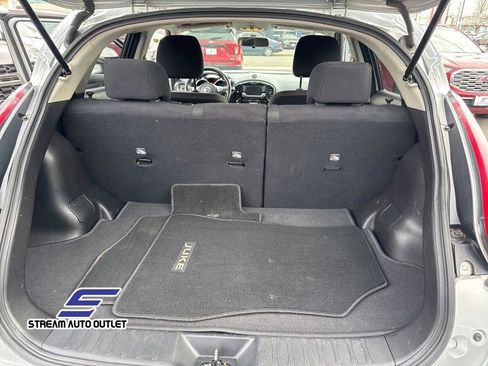 Used 2017 Nissan Juke SV image 24