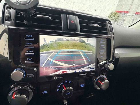 Used 2020 Toyota 4Runner TRD Off-Road AWD/4WD image 14