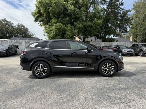 Used 2023 Kia Sportage EX FWD image 4