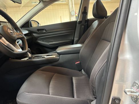 Used 2026 Nissan Altima 2.5 SV FWD image 26