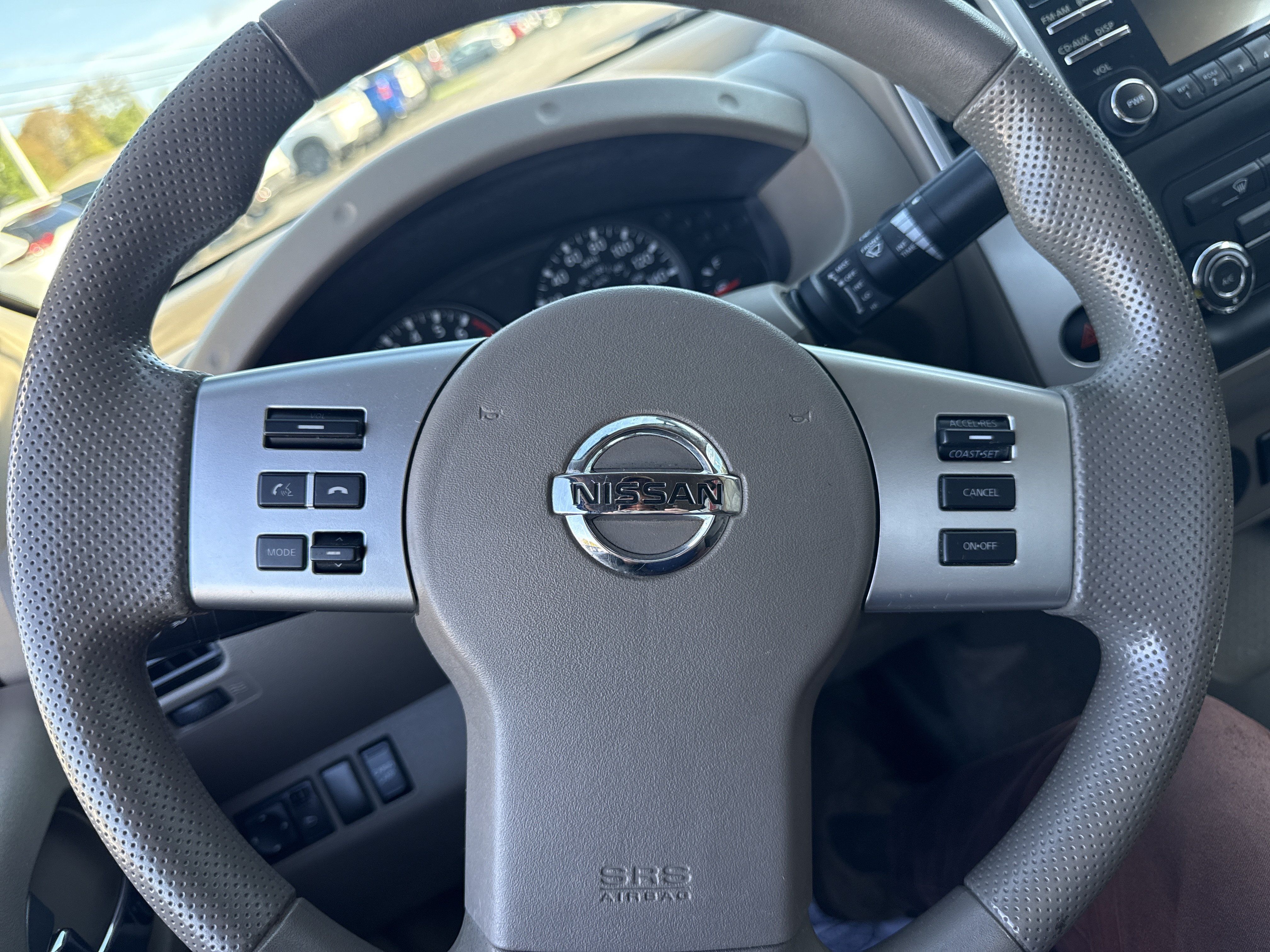Used 2013 Nissan Frontier SV RWD image 6
