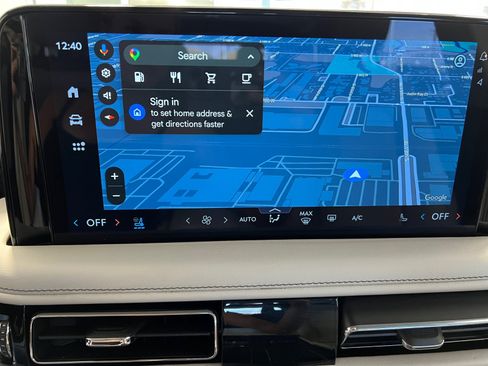 Used 2025 Lincoln Aviator AWD w/ Jet Appearance Package image 18