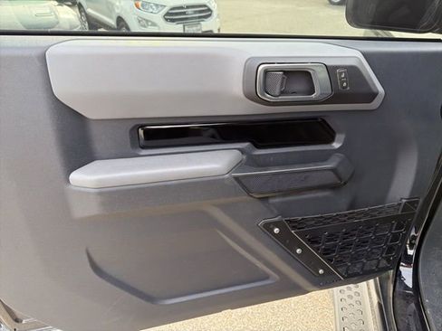 Used 2023 Ford Bronco 2-Door w/ Sasquatch Package image 15