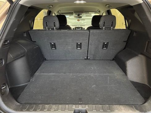 Used 2018 Chevrolet Equinox LT image 11