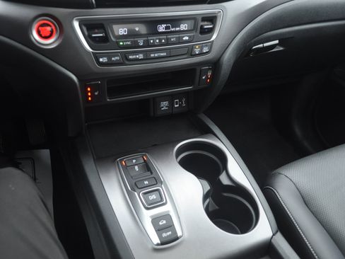 Certified 2023 Honda Ridgeline RTL image 25