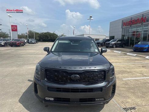Used 2021 Kia Telluride SX w/ Nightfall Edition Package AWD/4WD image 2