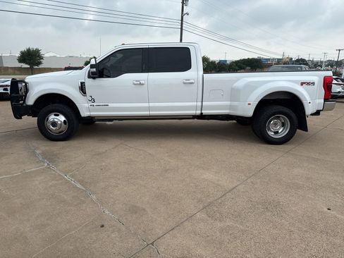 Used 2019 Ford F350 Lariat w/ Lariat Ultimate Package AWD/4WD image 4