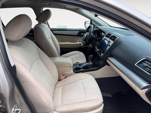 Used 2019 Subaru Outback 2.5i Premium AWD/4WD image 15