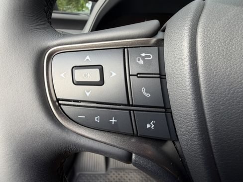 Certified 2026 Lexus UX 300h FWD image 19