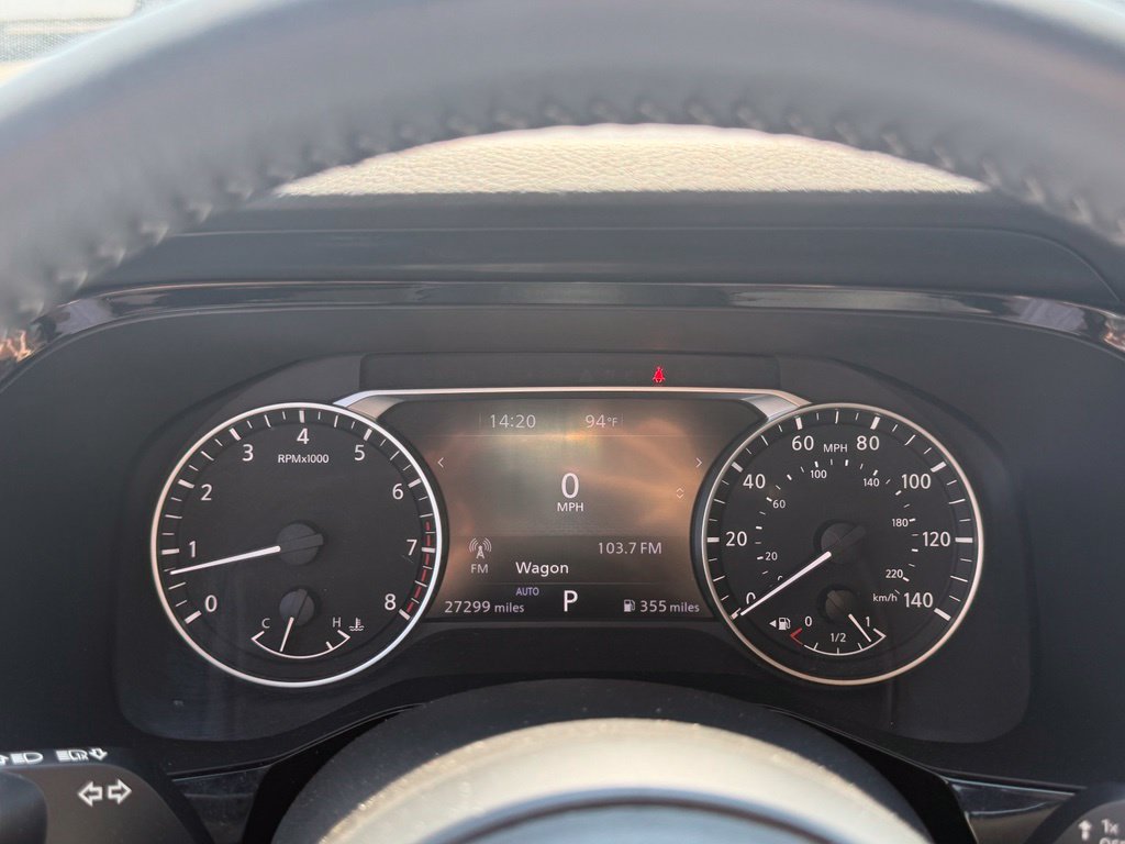 Used 2025 Nissan Pathfinder SV AWD/4WD image 18