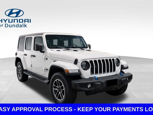 Used 2024 Jeep Wrangler Unlimited image 7
