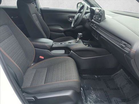 Used 2023 Honda HR-V Sport image 19