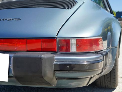 Used 1987 Porsche 911 Carrera RWD image 72