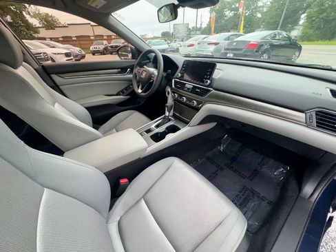 Used 2020 Honda Accord LX image 13