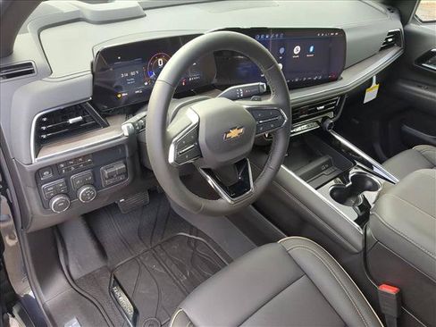 New 2026 Chevrolet Tahoe Premier w/ Sun And Tow Package AWD/4WD image 13