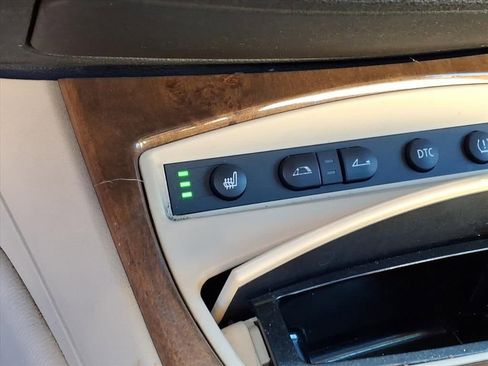 Used 2005 BMW Z4 2.5i image 18